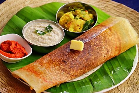  Mysore Masala Dosa - Mausteinen ja Kermainen Intian Eteläisen Ruokailijan Aarre!