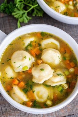  Omskian Pelmeni: A Hearty Soup that Melts in Your Mouth Like Creamy Butter on a Summer Day!